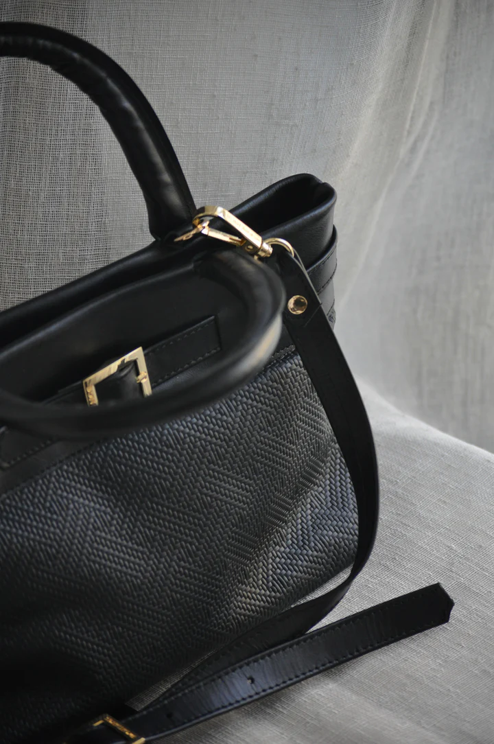 Emily 25 Leather Handbag- Black Textured - TAF Lifestyle