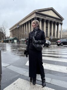 Ariana Leather Shoulder Bag - Black - Image 4