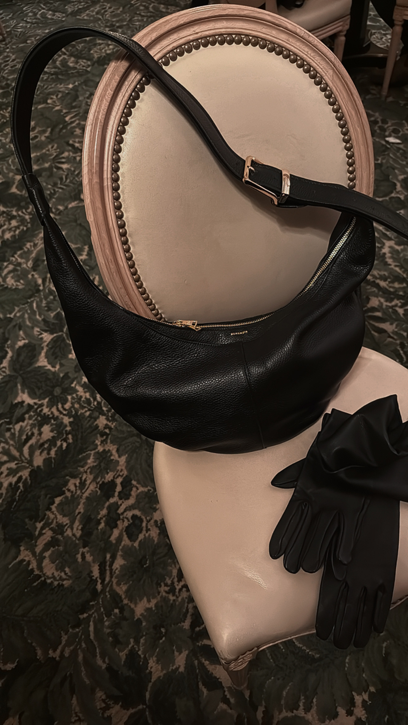 {"eId":"866918644518595","CameraPosition":1} Ariana Leather Shoulder Bag - Black - Image 3