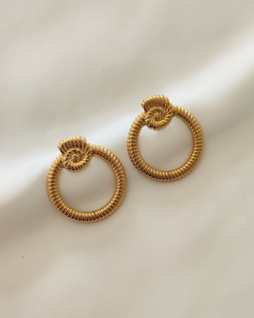 IMG_2356 (1) SHELL WHISPER - Image 1