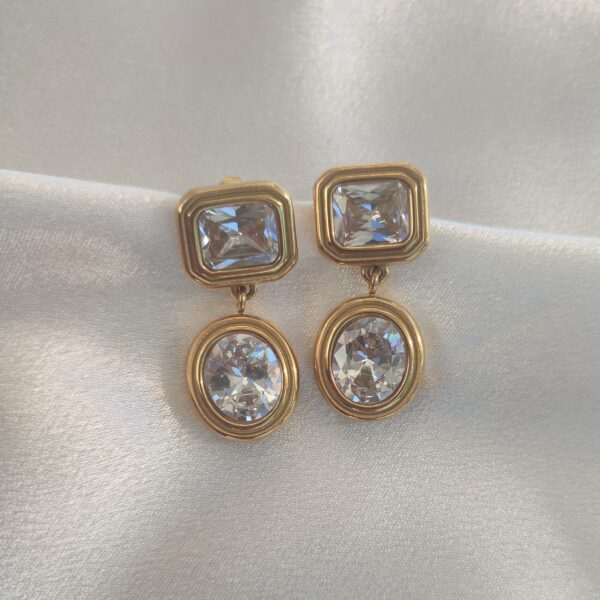'''ESTRELLA EARRING'''