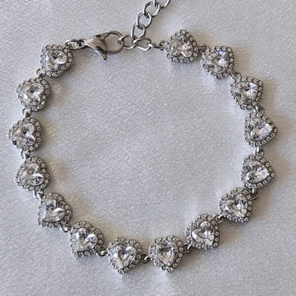 ''STARSHINE HEART BRACELET”