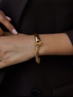 GOLD KNOT BRACELET - Image 3