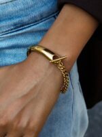 GOLD KNOT BRACELET - Image 2